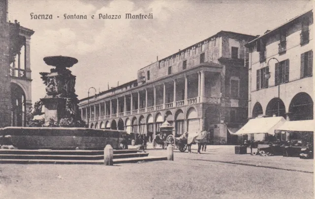 Cartolina Faenza Emilia Romagna Fontana E Palazzo Manfredi Storia Non Viaggiata