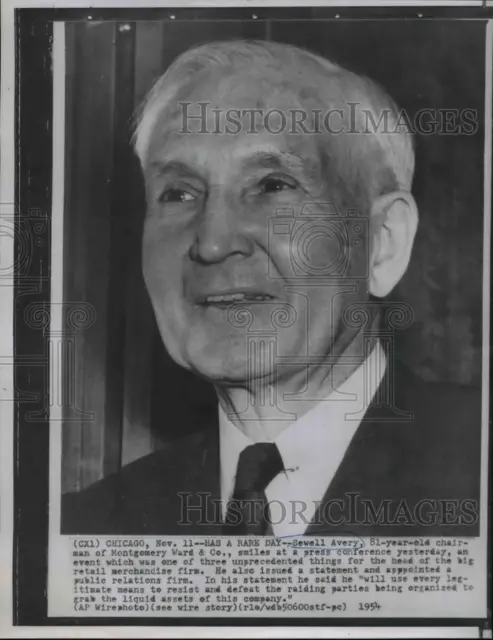 1954 Wire Photo Sewell Avery in Chicago at Montgomery Ward press conference.