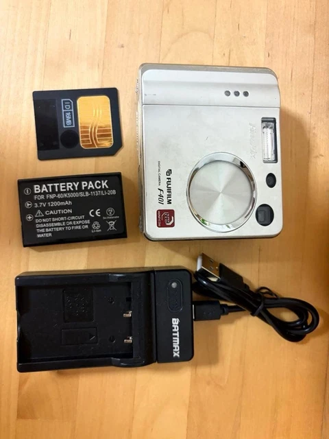 FUJIFILM FINEPIX F401 Working Model Battery Charger Smart Media