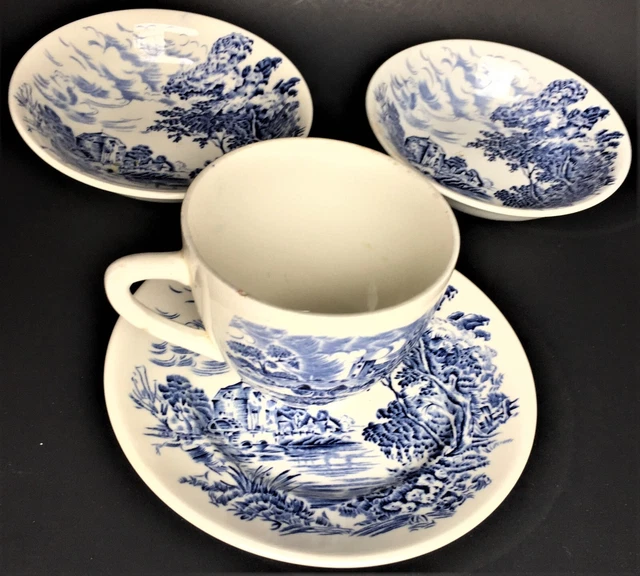 4 pc. Enoch Wedgwood Ltd COUNTRYSIDE - 1 B/B Plate 5 7/8” - 2 Berry - 1- Tea cup