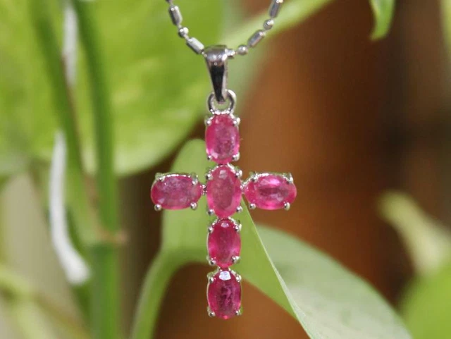 Natürliche Rubin Kreuzanhänger Silberkreuz Anhänger 3.5 Karat Glas Gefüllt