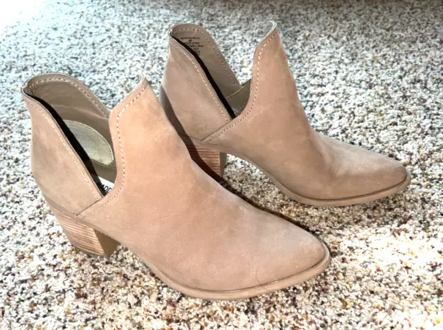 Steve Madden Petra women's beige taupe nubuck leather ankle boots 8 M