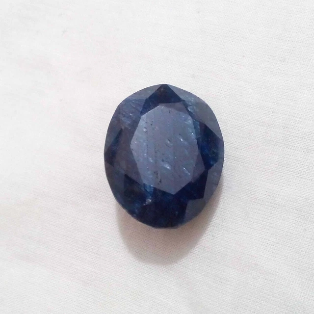 Saphir Bleu Naturel De Madagascar – 9,7 X 4,6 Mm – 0,90 Ct – Traité H