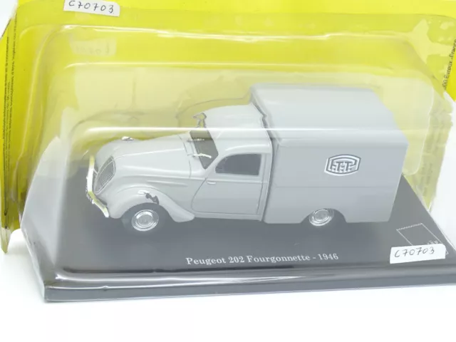 Universal Hobbies / Norev Presse 1/43 - Peugeot 202 Fourgonnette PTT Poste 1946