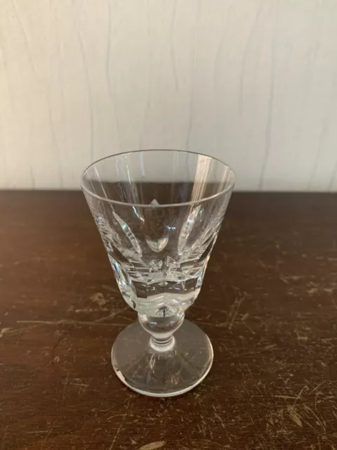 4 verres à liqueur modèle Jersey ? cristal de Saint Louis (prix à la pièce)