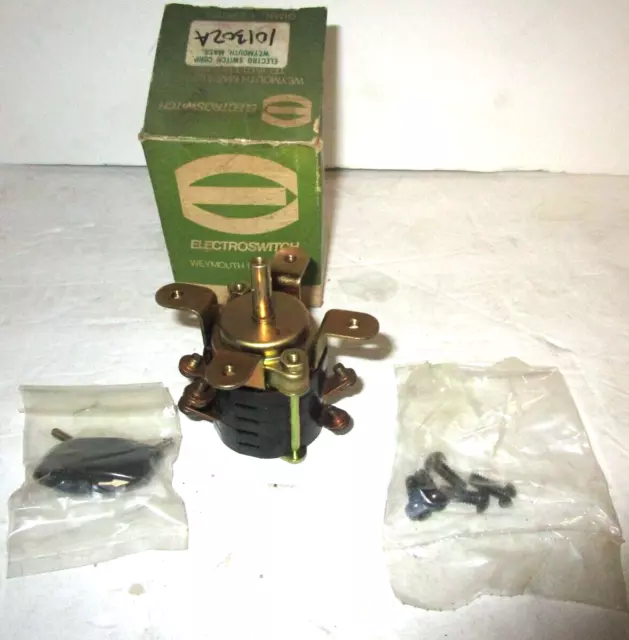 101302A   Electro Switch  Rotary Switch Series 101 #101302A 8414