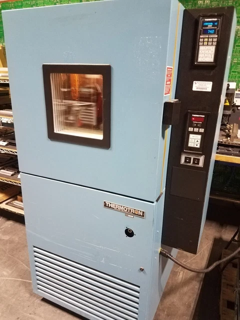 THERMOTRON S-8C Temperature Chamber (3/23)