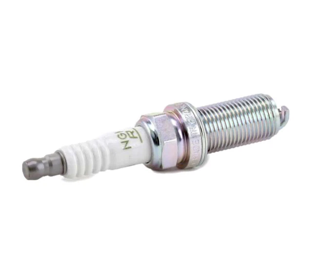 4x NGK 7113 Zündkerzen Zündkerze Zündkerzen für FIAT Ulysse (179)