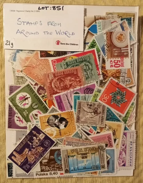 Lot: 851 Mint and Used World Postage stamps from around the World 21g