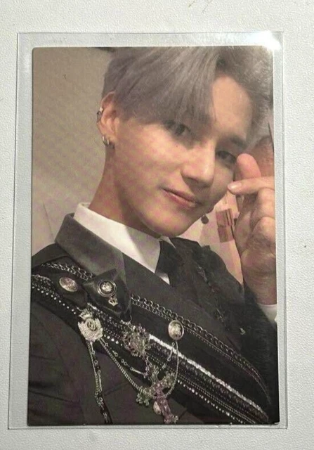 Carte photo officielle ATEEZ Season Greeting 2021 jongho Kq