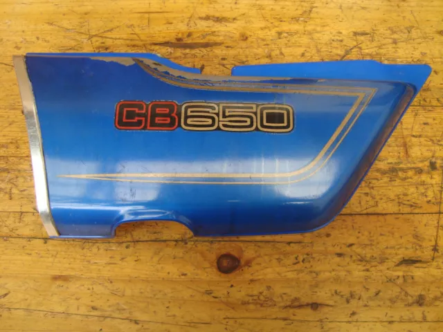 Honda CB 650 F Typ RC03 Seitendeckel links in blau original side cover (Nr.05)