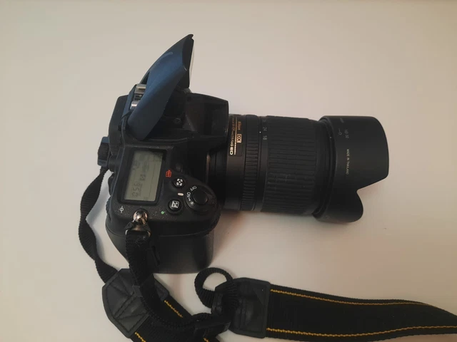 Nikon D D7000 16.2MP Digital SLR Camera - Black (Kit w/ Nikkor 18-105mm lens)