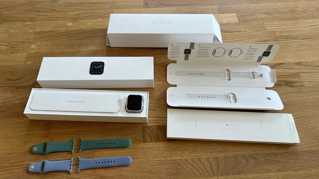 Apple Watch Series 5 44mm Aluminiumgehäuse mit Weiß Sportarmband