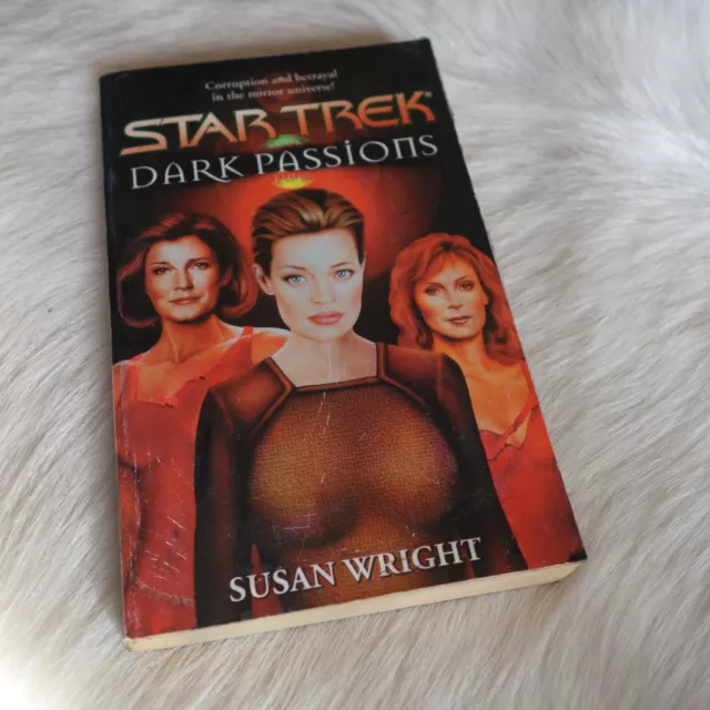 SUSAN WRIGHT Dark Passions Book 2 Vtg STAR TREK Movie Book Vtg Star Trek Tv Show