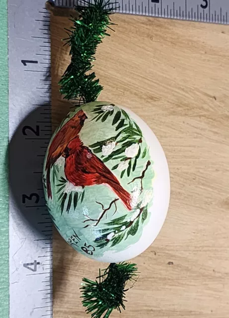 Vintage Hand Painted Egg Ornament 2 Cardinal Birds Very Pretty 1985 See Pictures 3