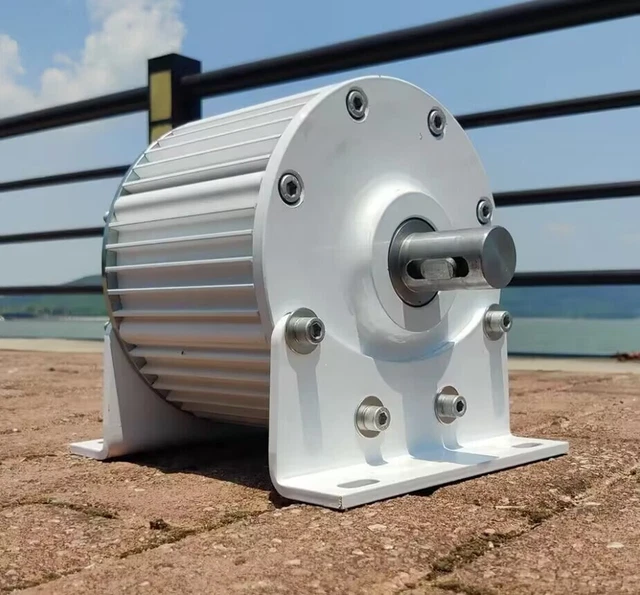 2000W Salida generador de imán permanente 24VAC Alternador hágalo usted mismo Turbina eólica de agua