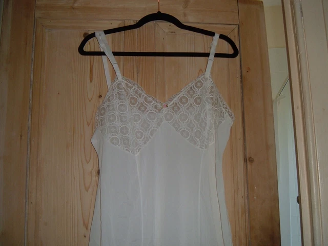 Vero Pride Vintage Sottoveste Slip Nylon Finitura In Pizzo Taglia 46 Non Indossata Senza Etichette