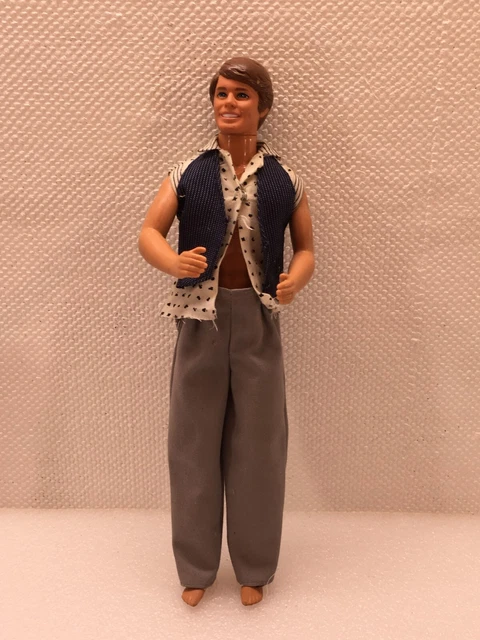 Poupée Ken Ancienne (homme Barbie) Mattel 2012 - Habillée, Occasion, Collection