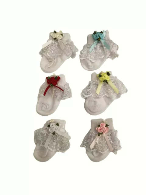 BNWT Piccolo Prematuro Premium Baby Ragazza Bianco Avorio Frilly Rosebud Calzini