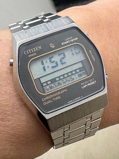 Montre LCD International Vintage Années 70 - Quartz, Affichage Digital, Hong Kong
