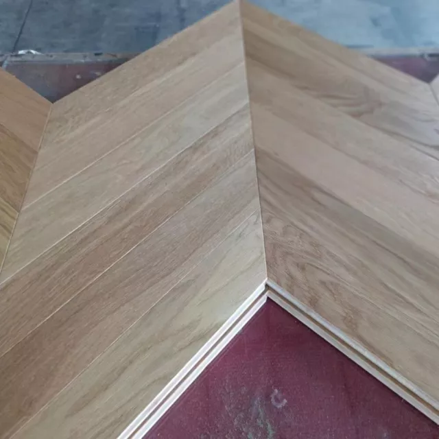 Parquet Chevron UV Oiled Natural Oak Wood Flooring 14 x 90 x 510 (mm) SAMPLE