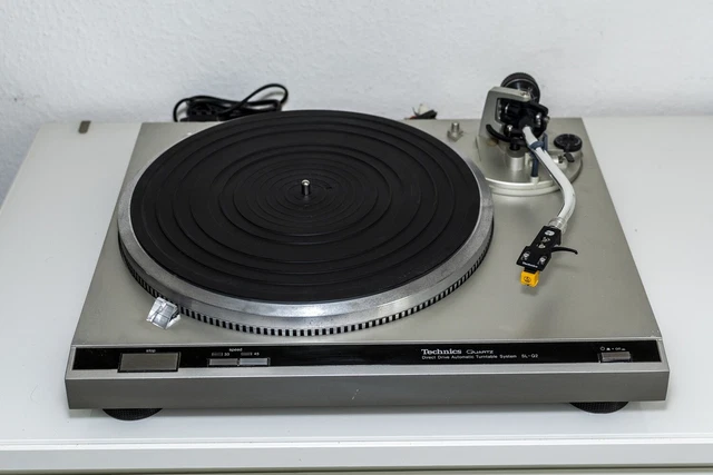 Platine vinyle vintage Technics SL-220 - Photo, audio & vidéo