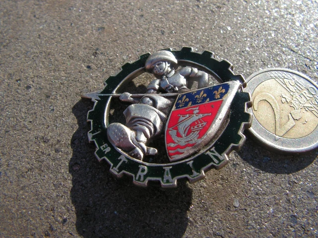INSIGNE / PUCELLE 68 e régiment d'artillerie Drago H197 EUR 8,00 - FR