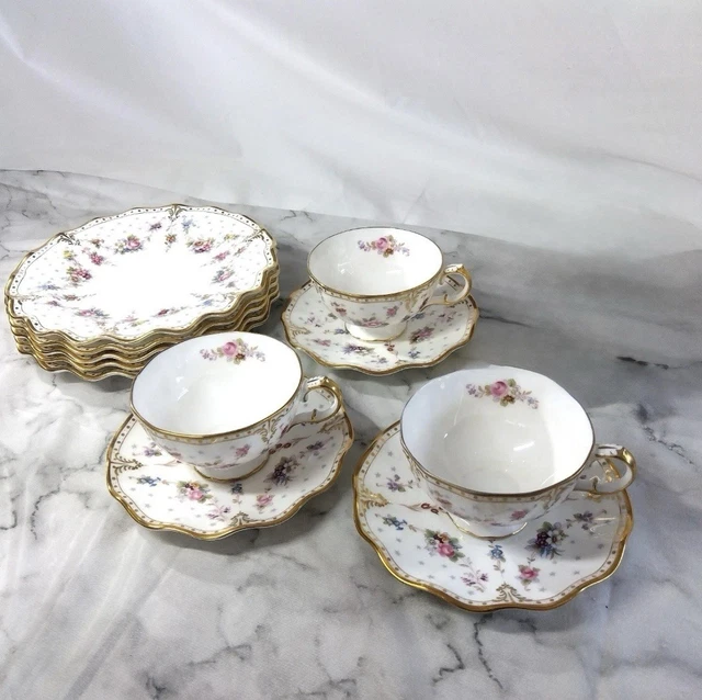 ROYAL CROWN DERBY “Royal Antoinette” Porcelain Set – 8