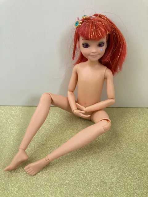Barbie Puppe ooak mit gelenkigem creatable Mattel Körper und Mia and Me Kopf
