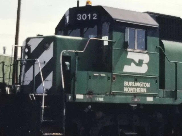 Original Kodachrome Slide 1983 BN Railroad Burlington Northern Locomotive  #3012