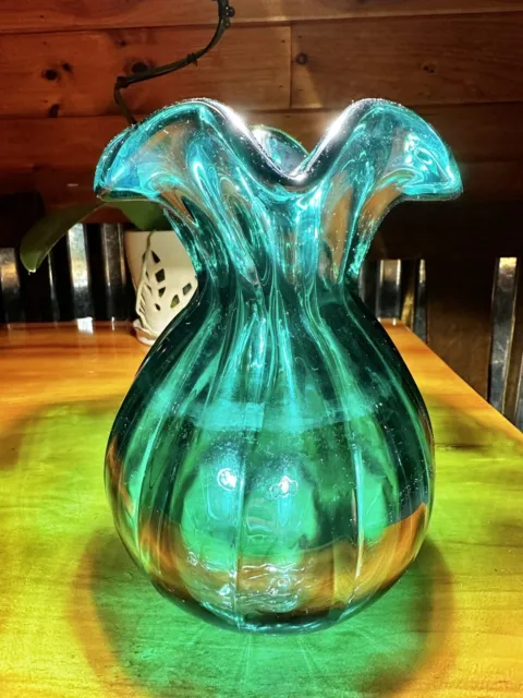 Vintage Ruffled Tissue Art Glass Green Hand Blown Heavy Vase Twist Swirl Ribbed