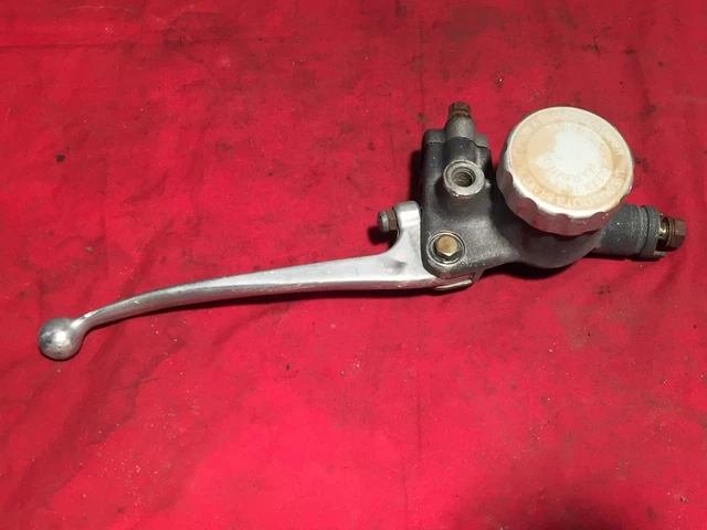 1975 Yamaha XS650 '74 TX650 Front Brake Lever Perch w Reservoir
