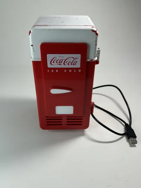 Coca-Cola Single Can Cooler, Red, USB Powered Can Mini Fridge, Thermoelectric