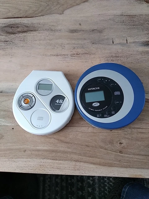 2 X Hitach Discman, picche o riparazioni (disco 27)