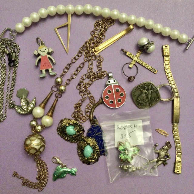 Lot De 15 Broches Anciennes Et Vintage - Bijoux à Nettoyer - Occasion
