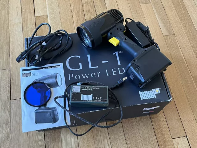 Lowel GL-1 Power LED Kit with Tiffen 82mm 80B Filter (weak battery)
