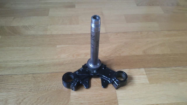 YAMAHA vintage NOS DTF 125 Enduro DTE 125 DT 175 Té Inférieur Fork under bracket