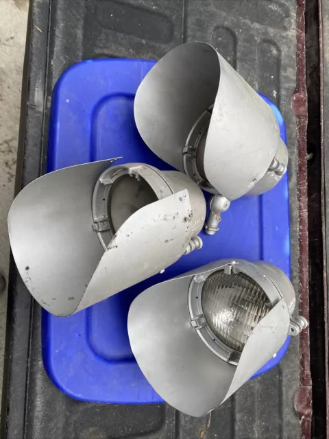 Stonco Exterior Lights (3)