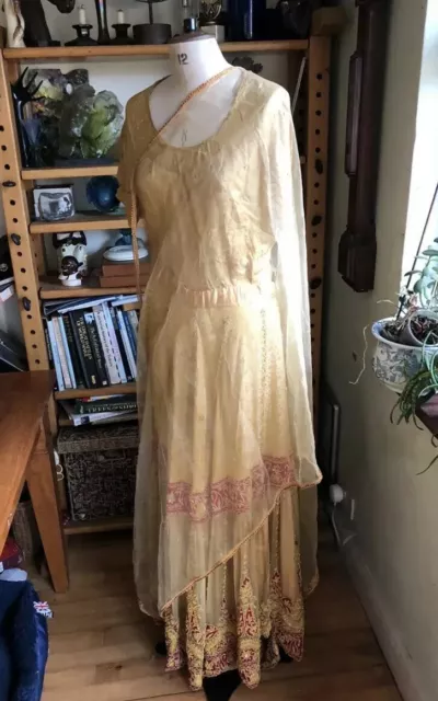 Gonna Dupatta Vintage Ricamo Pesante Seta Tunica Tradizionale Indiana Oro Antico