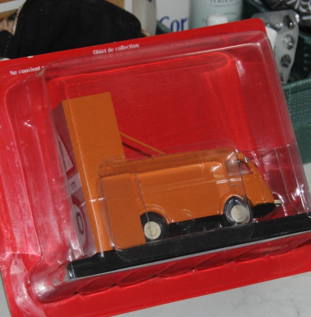CIJ CAMION RENAULT ambulance 1000 kg dinky toys EUR 10,00 - FR