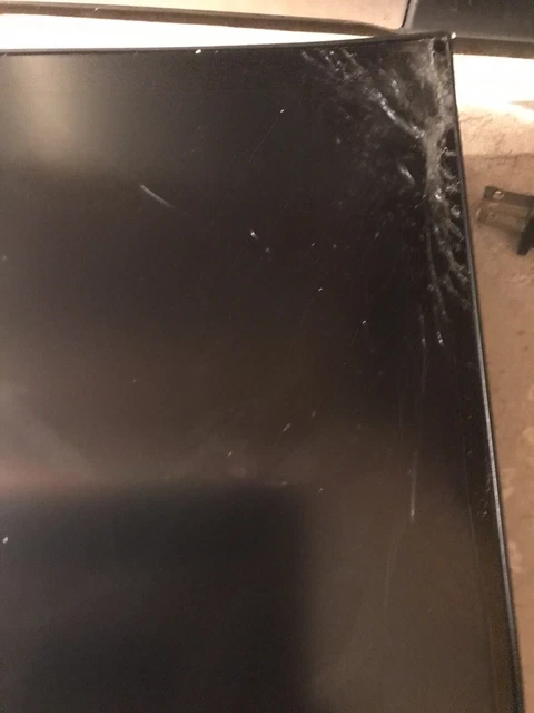 Samsung S32BM702UN, 32" UHD Smart Monitor