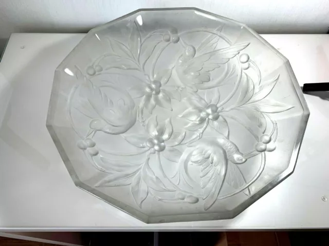 Superbe grande coupe vasque en verre pressé moulé oiseaux et cerises no Lalique