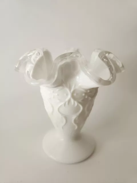 FENTON VIOLETS SPANISH Lace Silver Crest Glass Ruffle Vase $35.00 ...