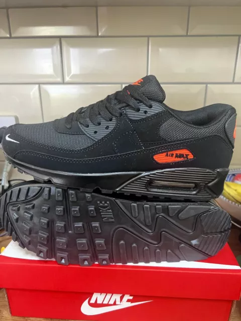 Nike Air Max 90 Black and Orange size 6