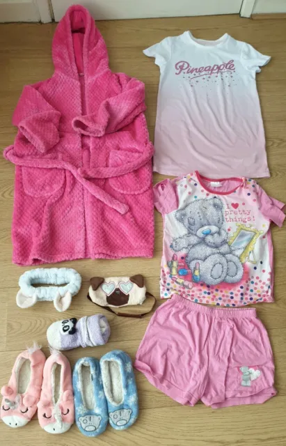 Bundle of girls pink M&S dressing gown and pyjamas 7-8 Year old
