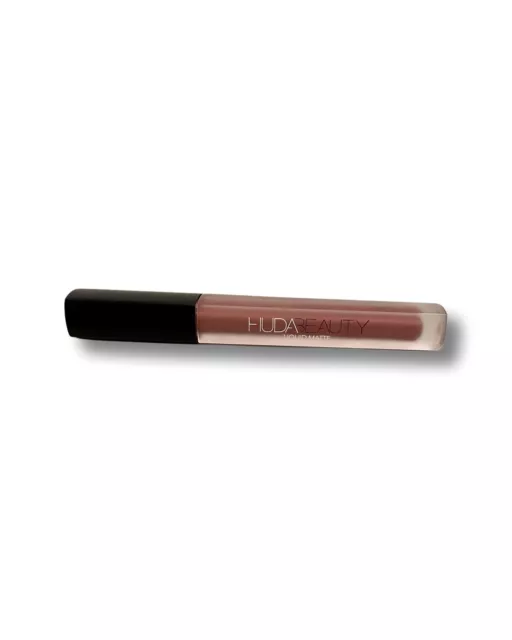 Huda Beauty Rouge à Lèvre . 3