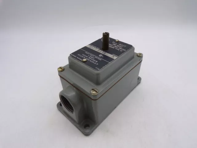 Allen Bradley 802T-R1Ta Series A Switch