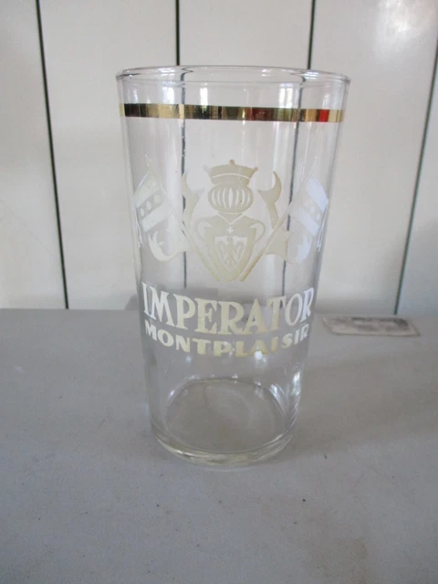 Ligne Art Loup Un Verre Bière Agresser Beer Mug