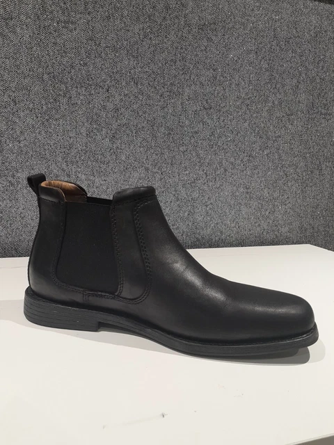 PeppeShoes Castro Chelsea Boots - Handmade Italian Leather Men's Ankle Boots (Black)