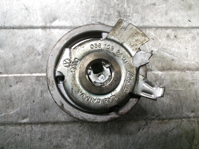 038109243M galet tendeur pour VOLKSWAGEN POLO 1.9 TDI 2001 201072